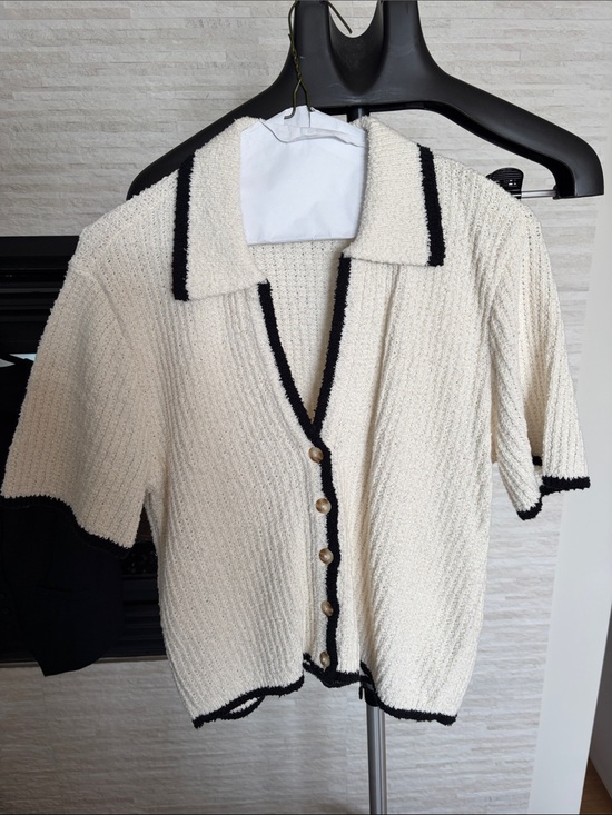 Abercrombie & Fitch Sweaters - Abercrombie & Fitch Cream Short-Sleeve Knit Cardigan with Black Trim